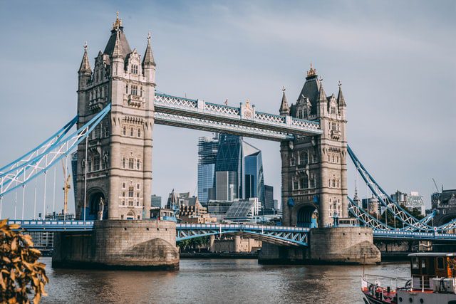 tower-bridge-london-staxo